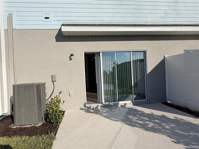 Building Photo - 15161 Cuzcorro Ct