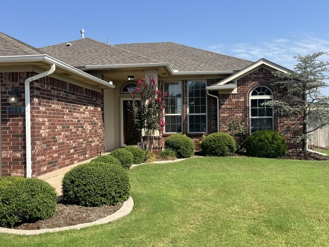 Photo - 2305 NW 162nd St House