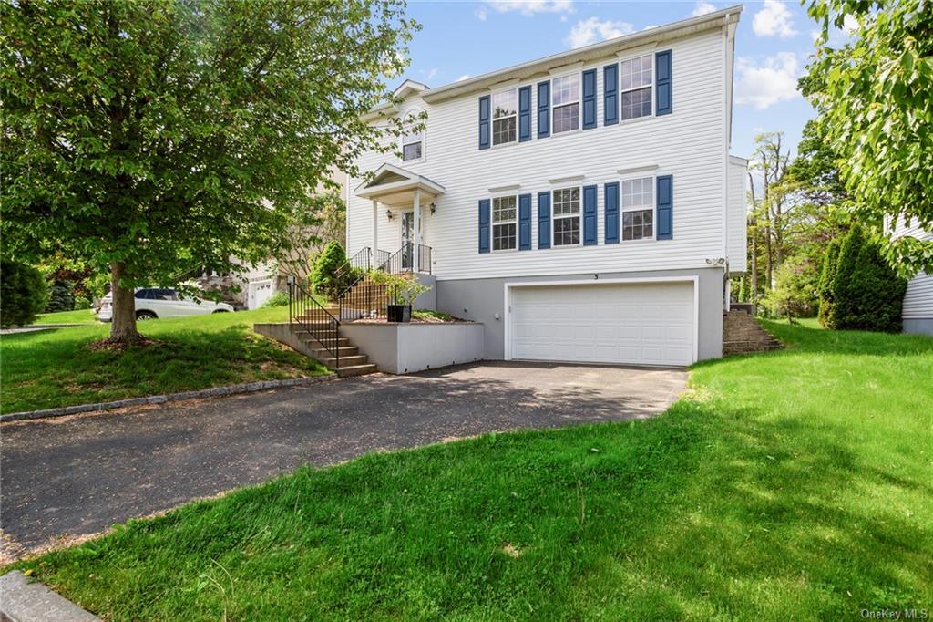 Primary Photo - 3 Wimbledon Ct