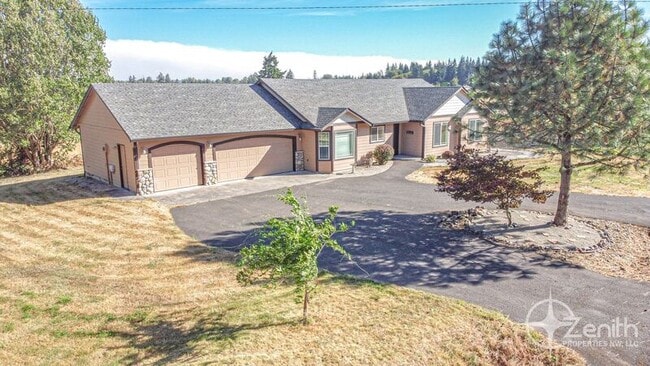 Foto del edificio - 516 NE 199th St