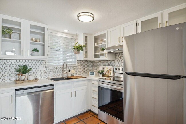 Foto del edificio - 2401 N 70th St