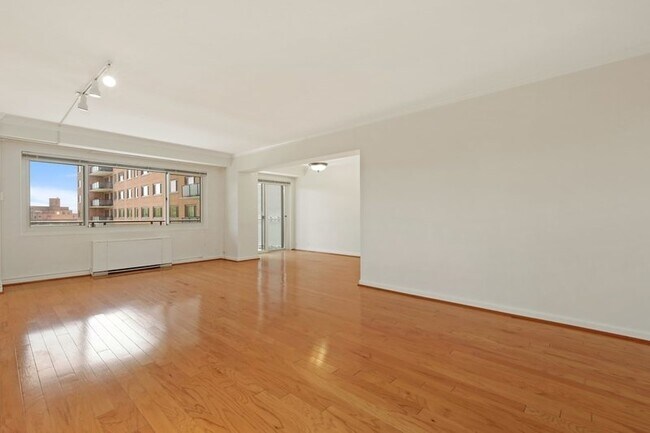 Foto del edificio - 4201 CATHEDRAL NW