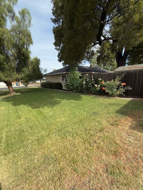 Building Photo - 2407 Marcia Dr