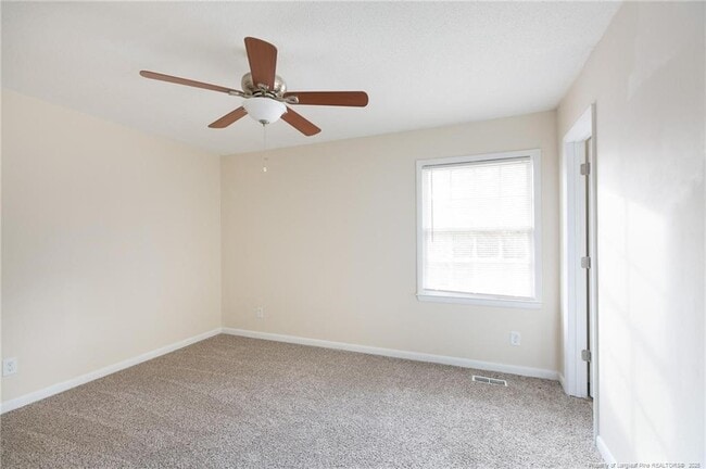 Building Photo - 923 Rancho Dr