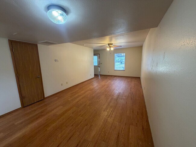 Foto del edificio - 20304 Skyview Dr