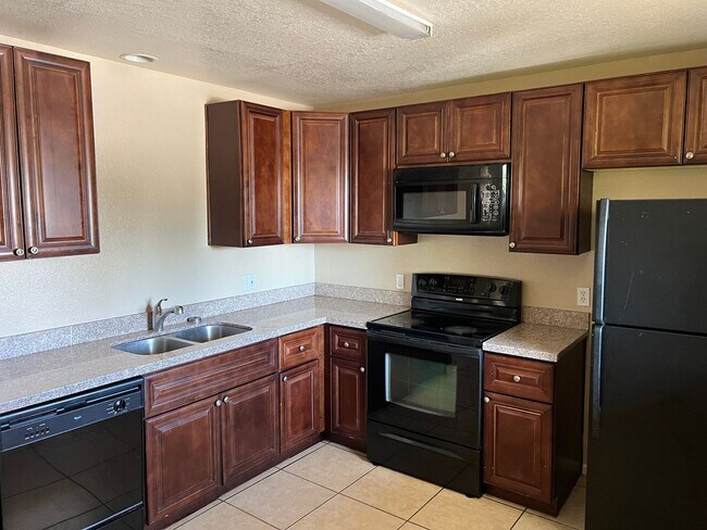 Building Photo - A580