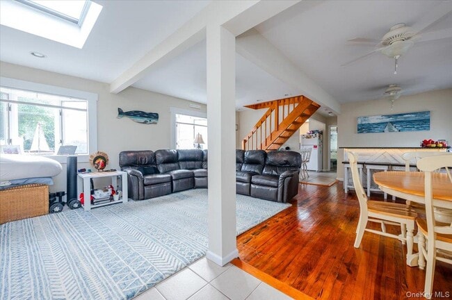 Foto del edificio - 1 Bellmore Ave