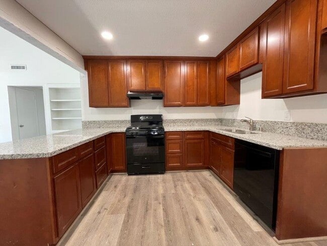 Photo - Great 3 Bed 2 Bath in Arden Arcade House