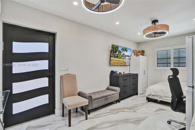 Foto del edificio - 6761 Allen St