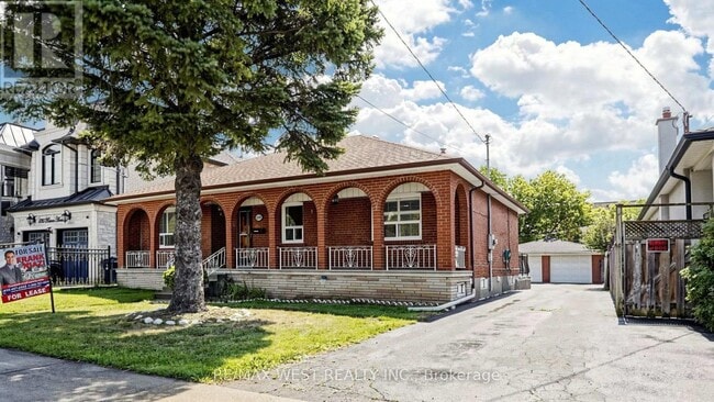 Building Photo - 139 Ranee Ave