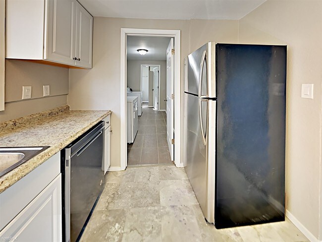 Foto del edificio - 1 br, 1 bath House - 15515 Grant Ave SW