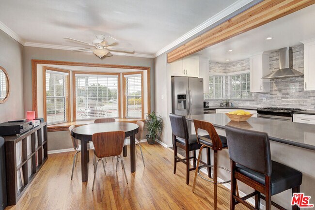 Foto del edificio - 11333 Culver Blvd