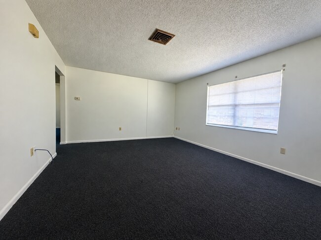 Foto del edificio - 275 25th St SW