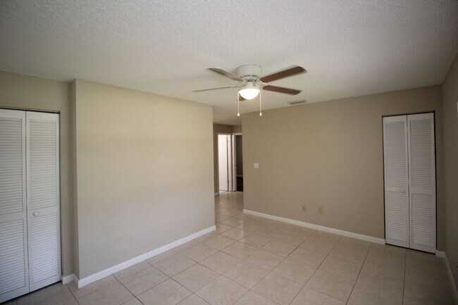Foto del edificio - Cozy 2 Bed 1 Bath Townhome in P Section of Palm Coast!
