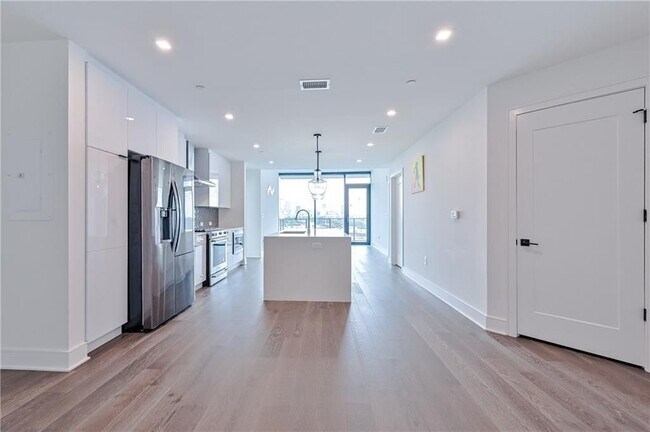 Foto del edificio - 788 West Marietta St NW