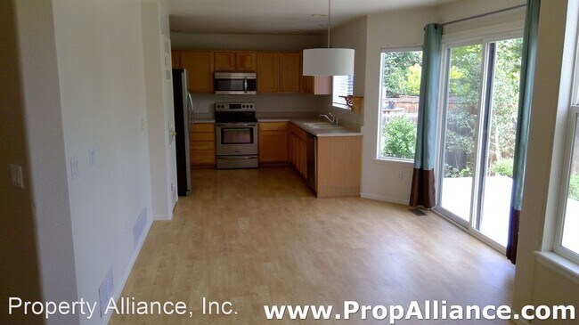 Building Photo - 3 br, 2.5 bath House - 4020 S. Rome Street