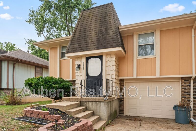 Foto principal - 1426 S Haden Ct