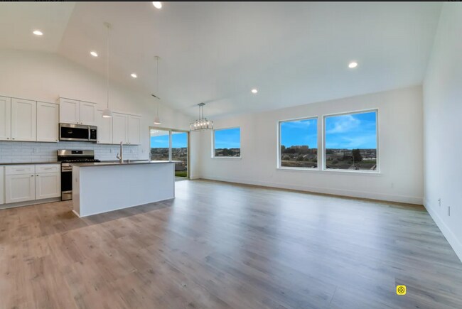 Building Photo - 6089 W 31st Ave