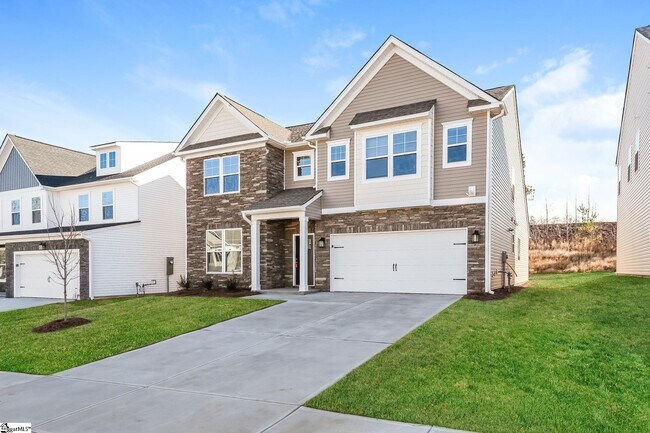 Foto del edificio - 562 Hillpark Ln