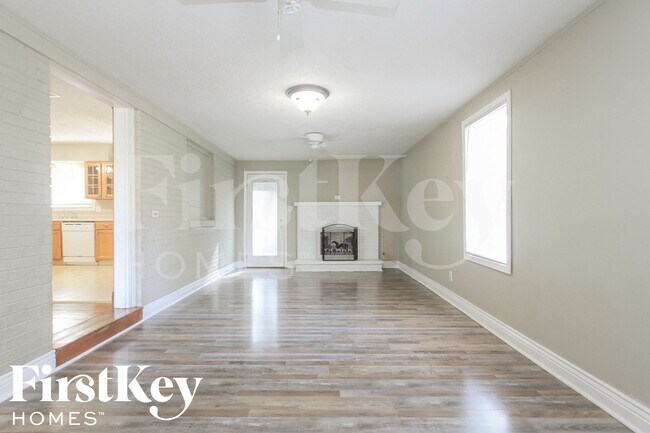 Foto del edificio - 6605 W 14th St
