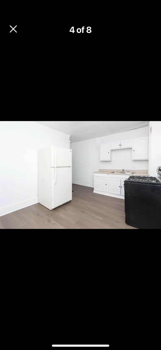 Foto del edificio - 247 E 2nd St