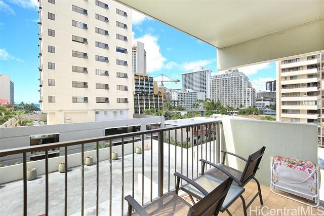 Building Photo - 2440 Kuhio Ave.