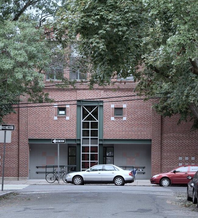 Main entrance - 71 Fulkerson St