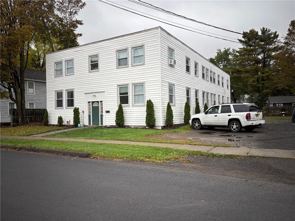 Primary Photo - 36 Pearl St