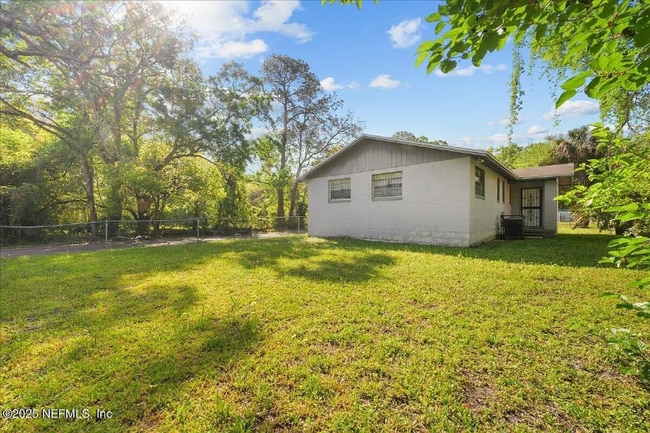 Foto del edificio - 1603 W 29th St