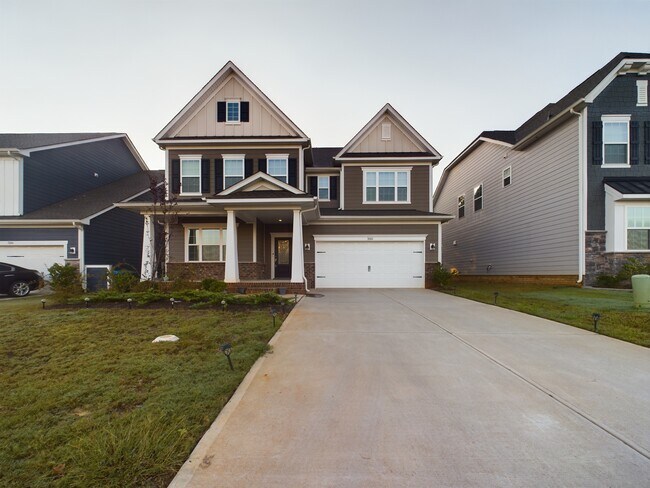 Building Photo - 3040 Whipcord Dr