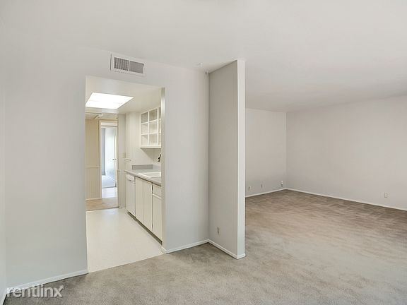 Building Photo - 2 br, 1 bath House - 2466 Larkspur Ln Apt 354
