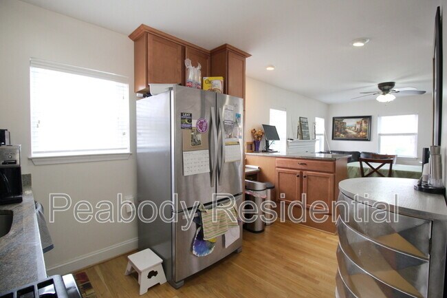 Foto del edificio - 1724 S Oakland St
