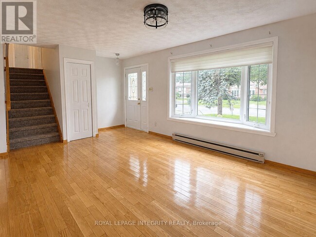 Building Photo - 577 Lynwood Dr