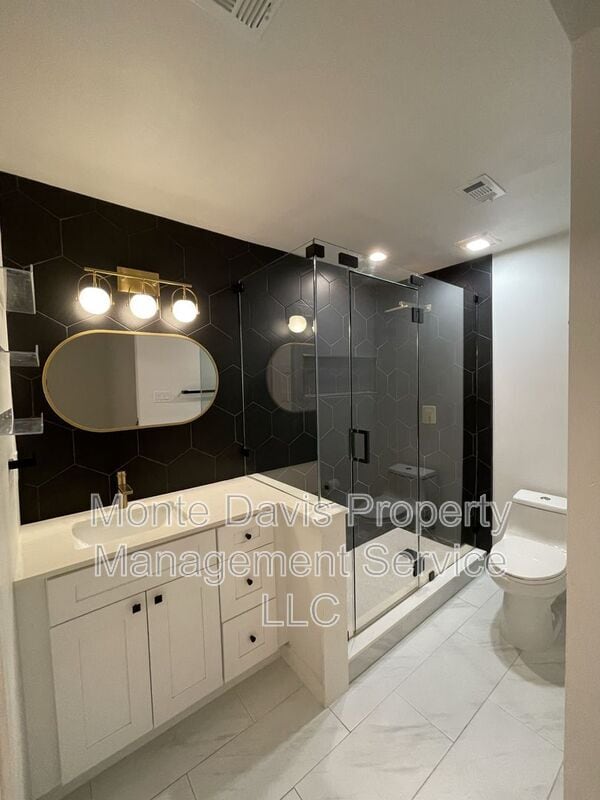 Building Photo - 9908 Brasher Dr