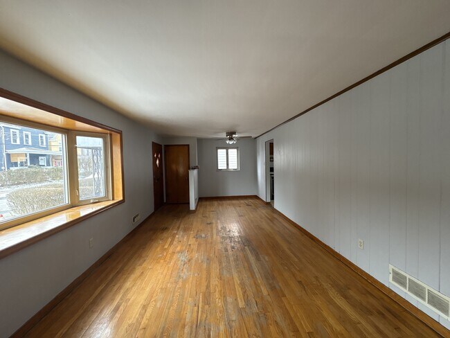 Building Photo - 508 Wyncotte St