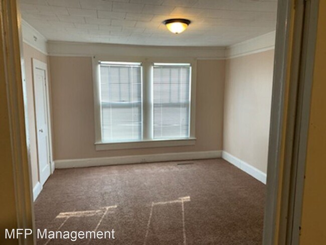 Building Photo - 2 br, 1 bath House - 104 Westview St.