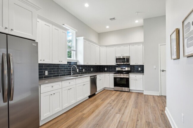 Photo - 7417 Burthe Street Apartment