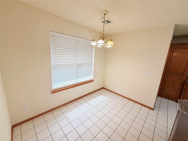 Building Photo - 8812 NW 85th Pl