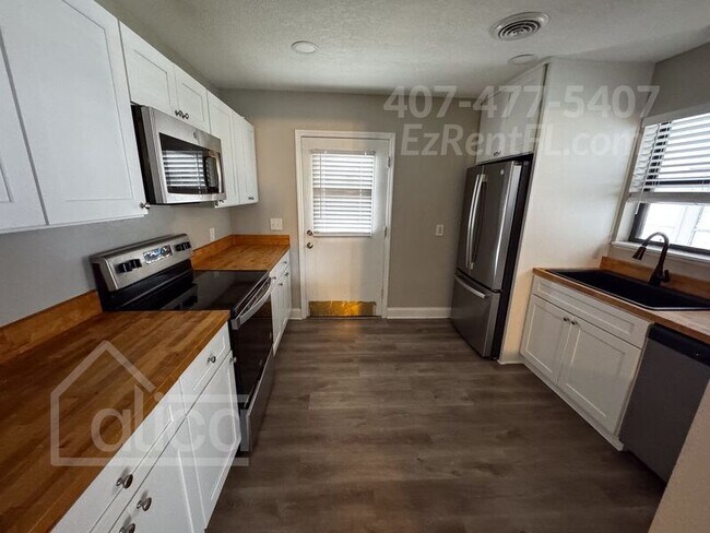 Foto del edificio - 6233 Harlow Blvd