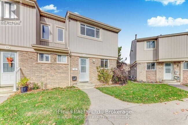 Building Photo - 561 Childs Dr