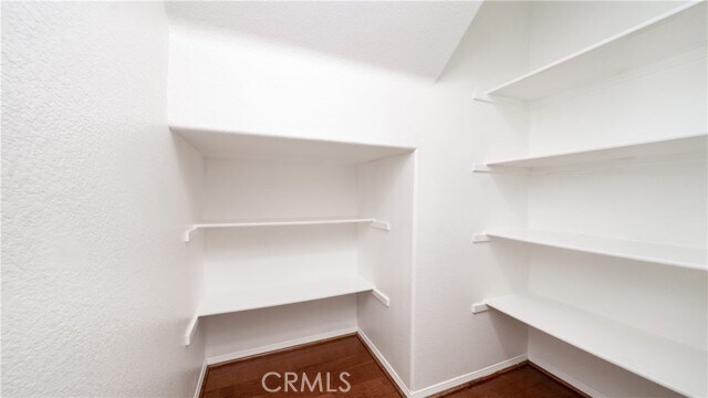 Foto del edificio - 5916 Wilshire Dr