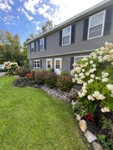 Building Photo - 485 Old Niskayuna Rd