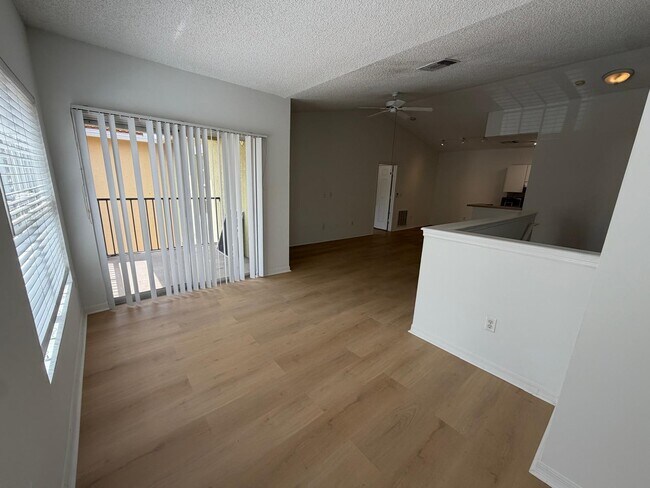 Foto del edificio - 10336 Fox Trail Rd S
