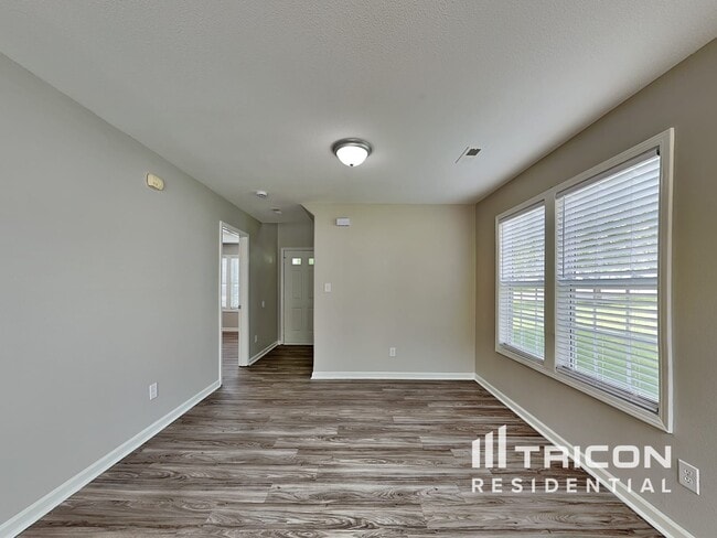 Building Photo - 9312 Tiger Lily Ln