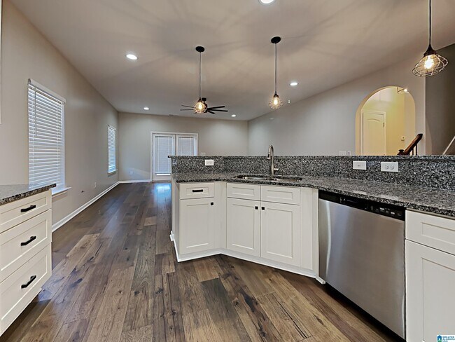 Building Photo - 308 Waterstone Ln
