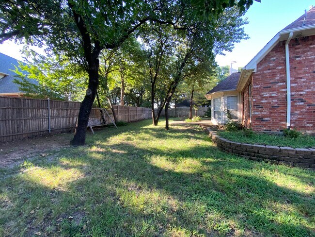 Foto del edificio - 1541 Valley Creek Rd