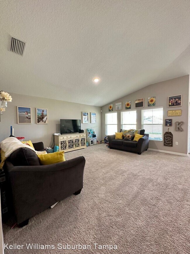 Foto del edificio - 4 br, 2 bath House - 1731 Durden Dr.
