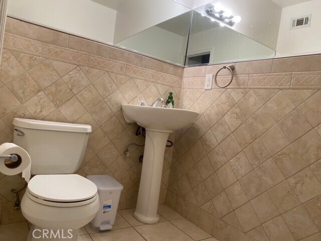 Foto del edificio - 1480 Forest Glen Dr