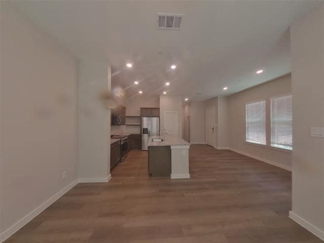 Foto del edificio - 205 Ledburn Ct