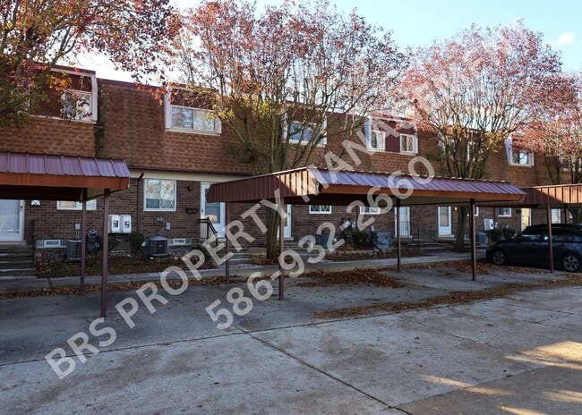 Building Photo - ? Beautifully Updated Condo in Clinton Township